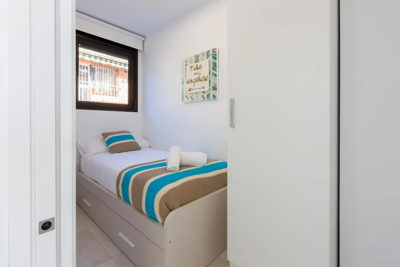 Renthas Calabeach Apartment Ринкон-де-ла-Викториа 0*,