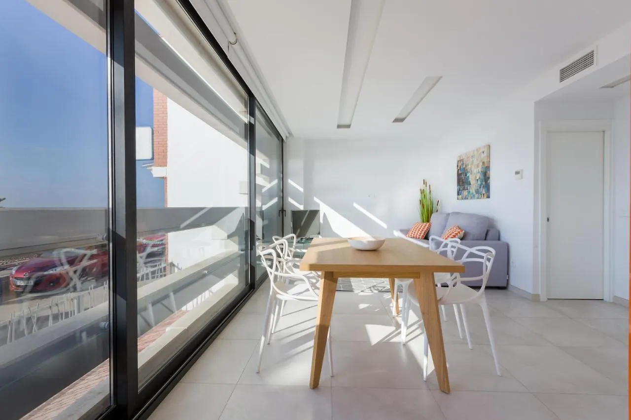 Renthas Calabeach Apartment 린콘데라빅토리아